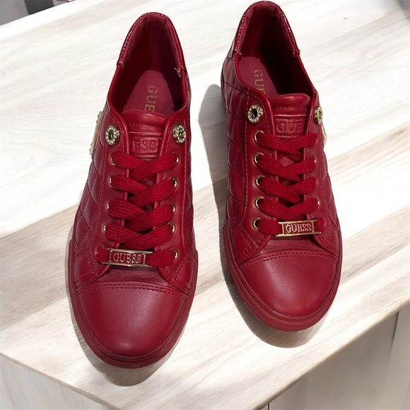 GUESS Women's Red Quilted Low Top Sneakers Size 7 Casual Athletic - Picture 2 of 8